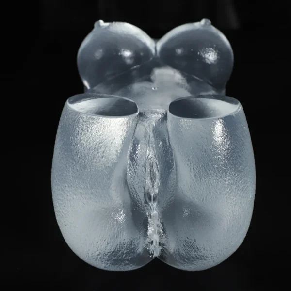 Búp bê nữ nguyên khối trong suốt (840g)